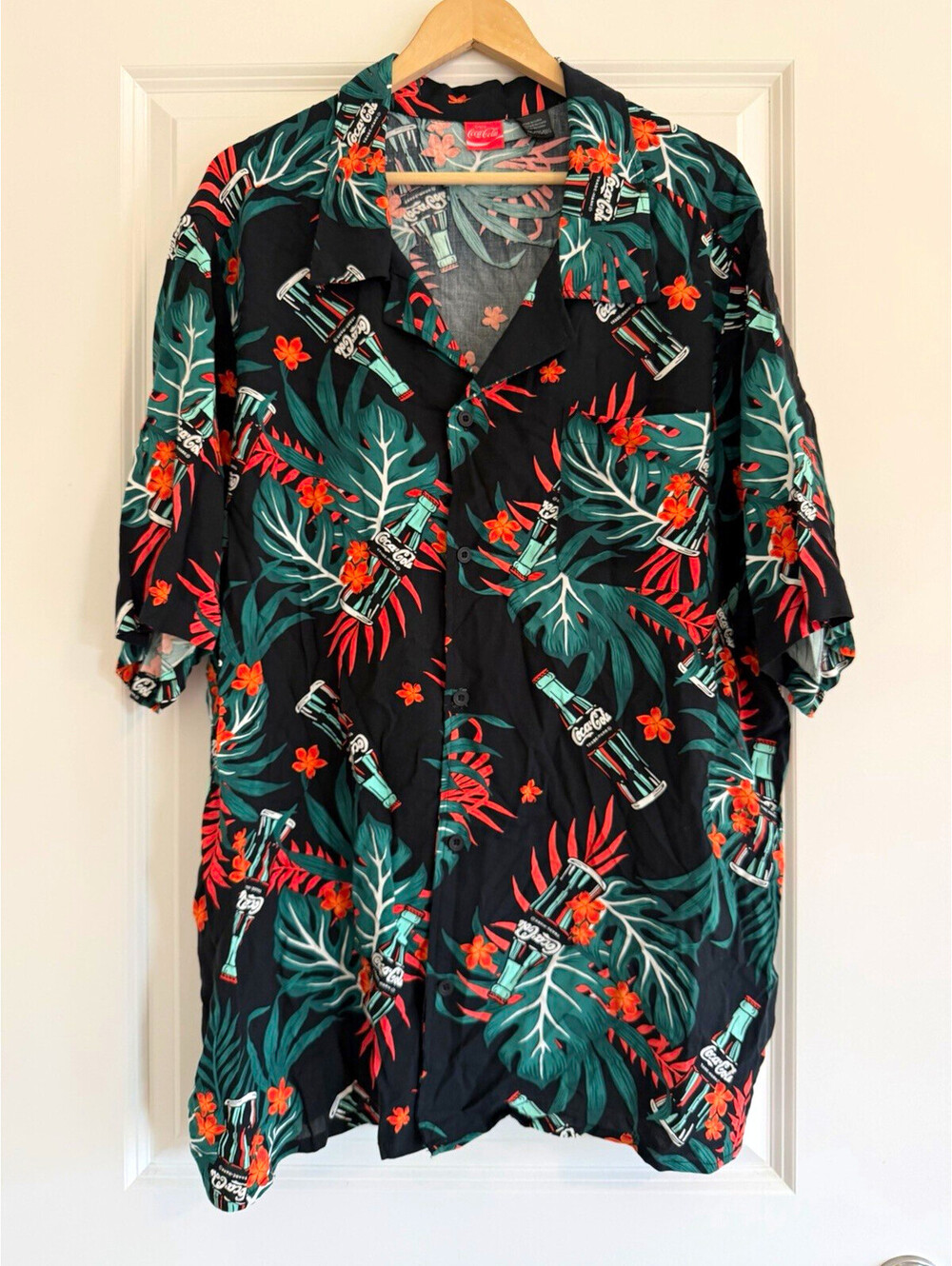 Coca-Cola Hawaiian Camp Shirt Men's XXL Black Tropical Floral Coke Bottle